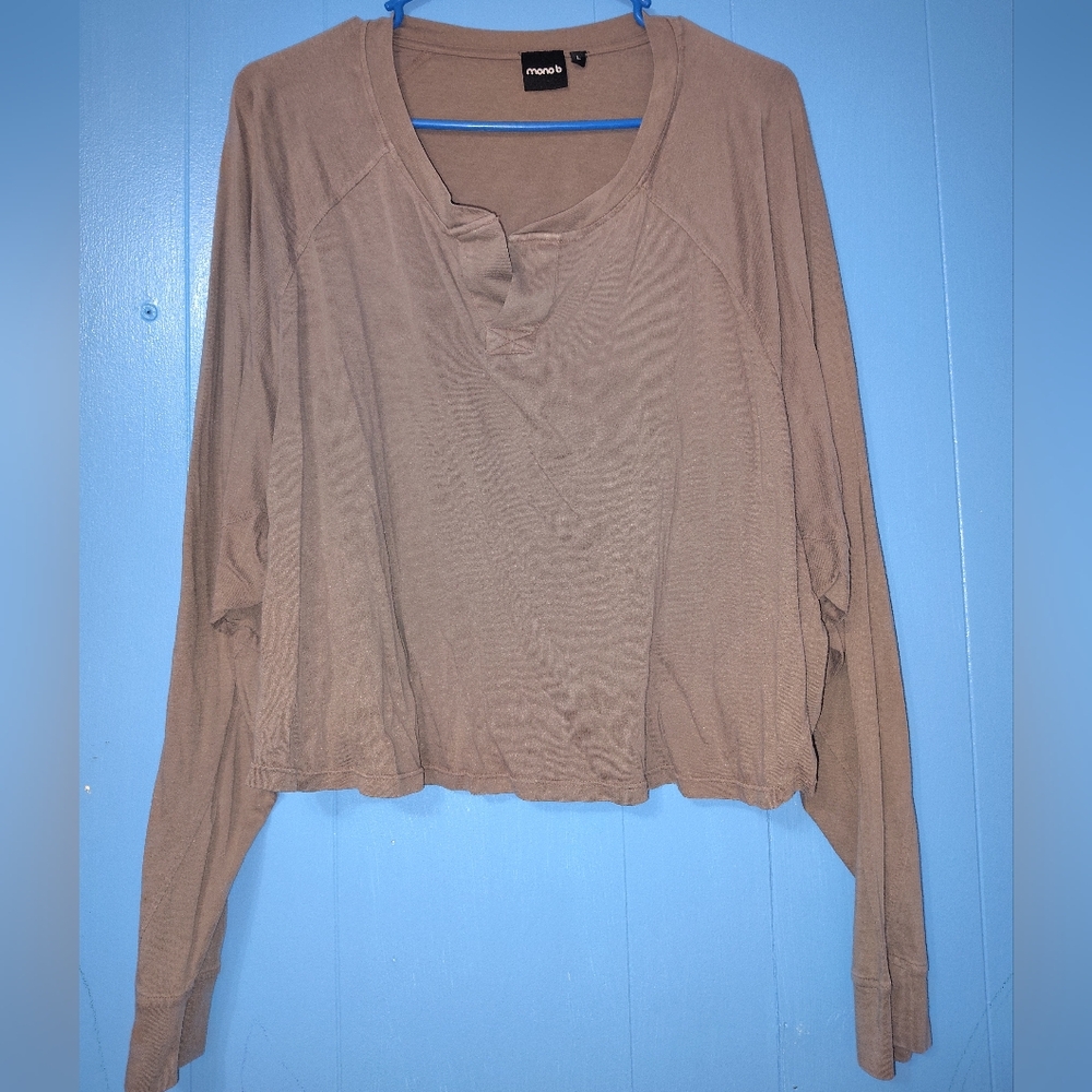 Mono B Boxy Cropped Fit Long Sleeve Top - Picture 2 of 4